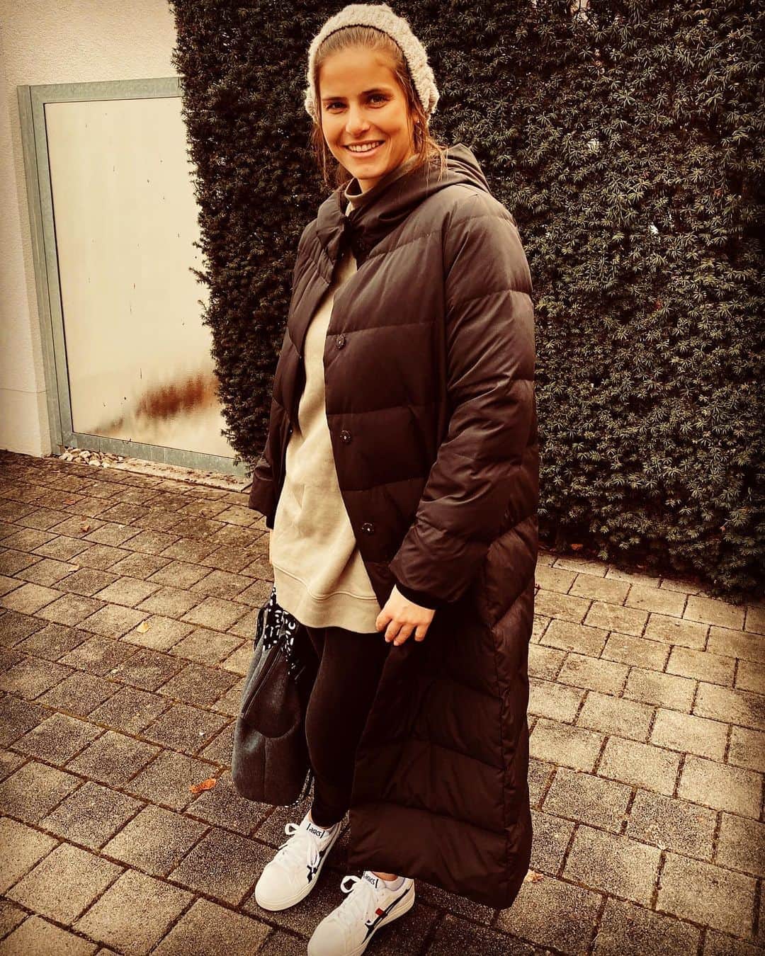 ユリア・ゲルゲスさんのインスタグラム写真 - (ユリア・ゲルゲスInstagram)「Winter ready ❄️😉 #teamjule」12月12日 1時18分 - julia.goerges
