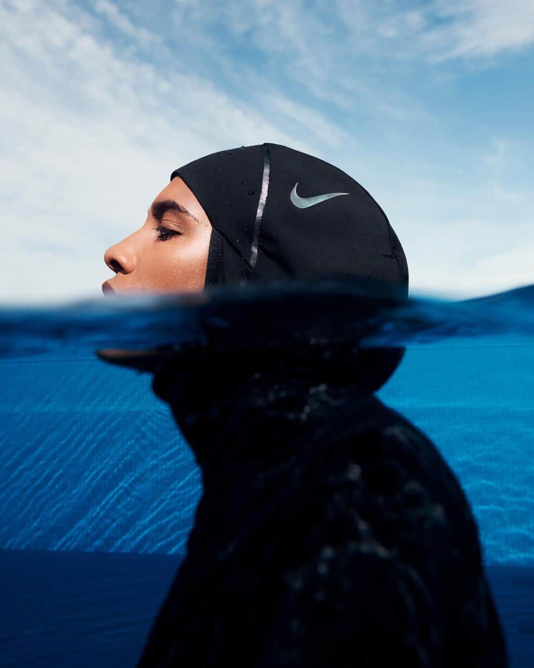 HYPEBEASTさんのインスタグラム写真 - (HYPEBEASTInstagram)「@hypebae: After officially introducing the Nike Pro Hijab in late 2017, @nikeswim has just unveiled its Victory Swim Collection comprised of the Victory Swim Full-Coverage Swimsuit, Swim Hijab, Tunic Top and Swim Legging for women. Available in black or blue colorways, the pieces feature mesh pockets, built-in sports bras, and UPF 40+ for protection against the sun. Learn more by visiting the link in bio and anticipate the collection to arrive by February 2020.⁠⠀ Photo: Nike」12月12日 2時04分 - hypebeast