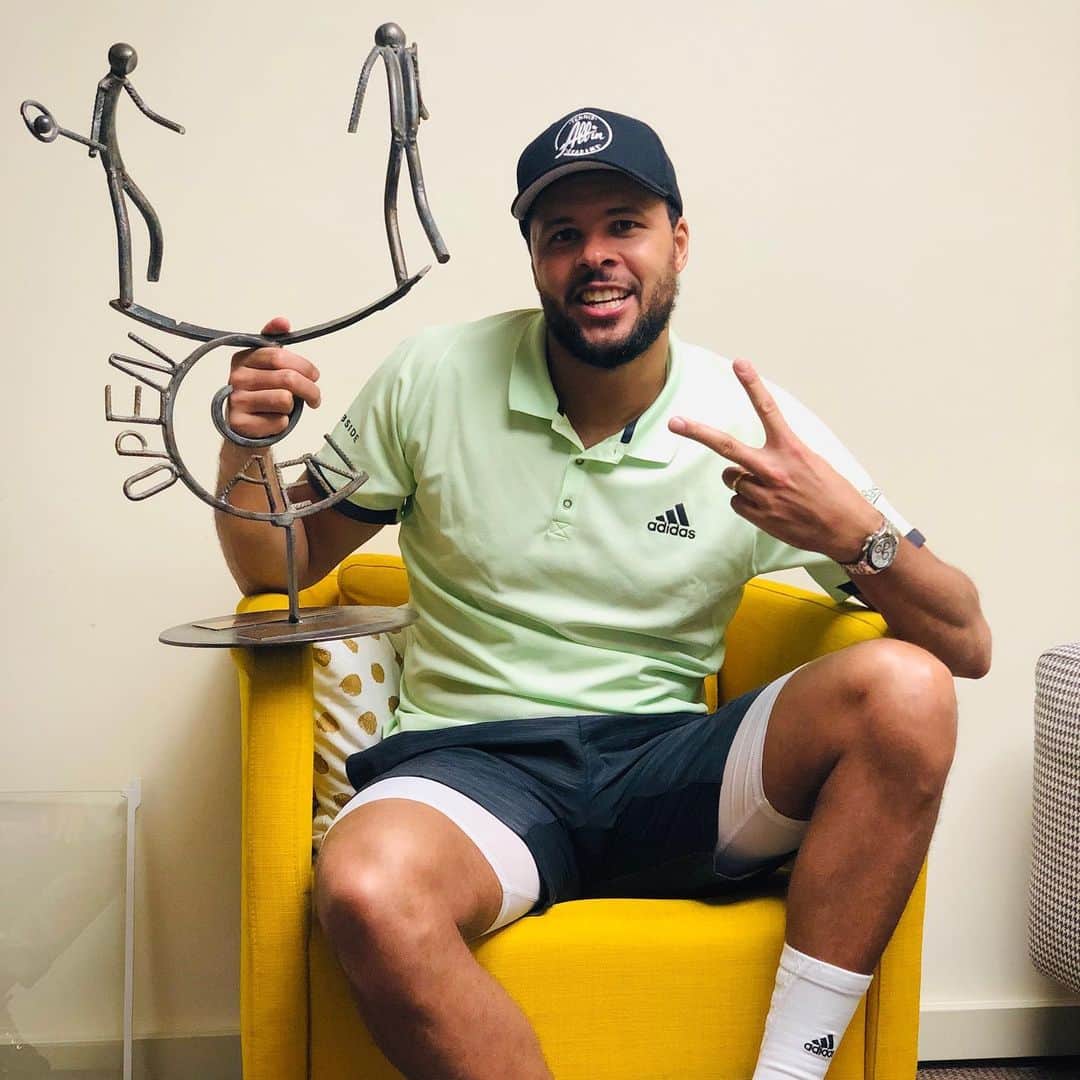 ジョー＝ウィルフリード・ツォンガのインスタグラム：「Premier Caen Chelem de la saison ! 😂 Merci @opencaen pour l’accueil ! 👍🏽 #opencaen #tsongateam #allinacademy」