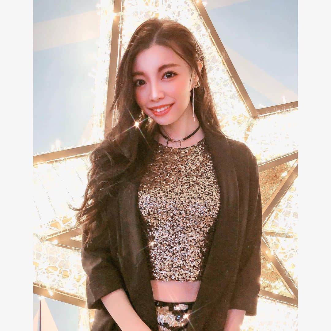 野崎夏帆のインスタグラム：「✨ ﻿ #イルミネーション﻿ #xmas ﻿ #冬﻿ #⭐﻿ #⛄️❄️」
