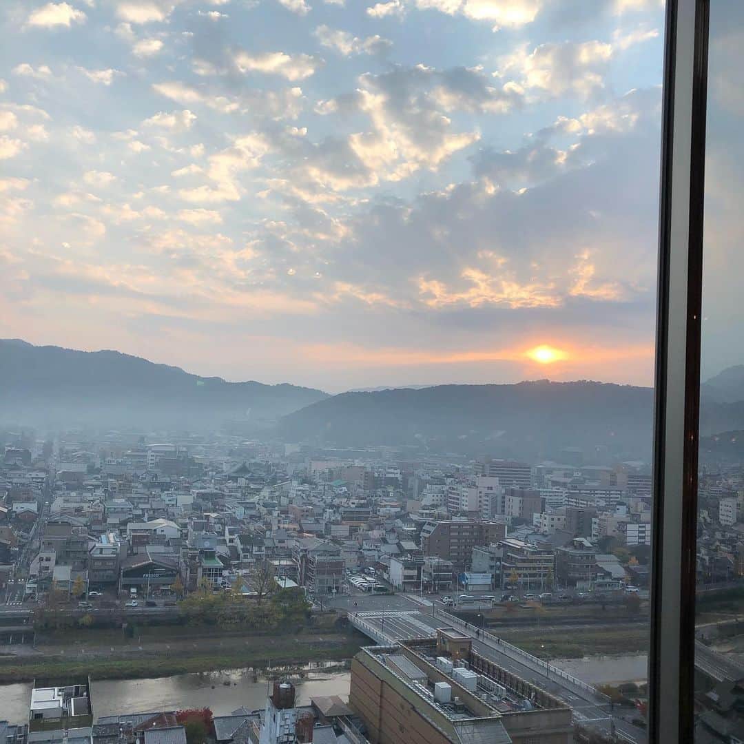 吉見佑子さんのインスタグラム写真 - (吉見佑子Instagram)「京都ホテル、17階  朝ごはん。」12月12日 7時30分 - yuko_yoshimi