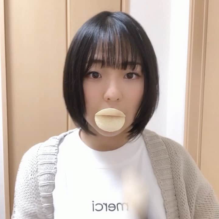 のインスタグラム：「鼻リコーダーポテチは 今回のツアーでやるのだろうか！  https://fc.upupgirlskakkokari.com  アップアップガールズ(２) ライブツアー2020 アオハルし・て・る・も・ん 【～佐々木ほのか 凱旋＆生誕SP～】 2020年2月2日(日) 福岡Early Believer [1]開場12:30/開演13:00 [2]開場16:30/開演17:00 【～島崎友莉亜＆新倉愛海 凱旋SP～】 2020年2月8日(土) 新横浜NEW SIDE BEACH!! [1]開場12:30/開演13:00 [2]開場16:30/開演17:00 【～中川千尋 凱旋SP～】 2020年3月8日(日) LIVE ROXY SHIZUOKA [1]開場12:30/開演13:00 [2]開場16:30/開演17:00 【～鍛治島彩 凱旋SP～】 2020年3月15日(日) 柏PALOOZA [1]開場12:30/開演13:00 [2]開場16:30/開演17:00 【～森永新菜 凱旋＆東京大会場SP～】 2020年3月29日(日) Veats SHIBUYA [1]開場12:00/開演12:30 [2]開場16:00/開演16:30 【～高萩千夏 凱旋＆ツアーファイナルSP～】 2020年4月4日(土) いわきCLUB SONIC [1]開場12:30/開演13:00 [2]開場16:30/開演17:00 【受付期間（抽選）】 2019年12月1日(日)20:00～12月15日(日)23:59 【チケット】 ◆SSチケット　¥15,000(税込) [FC限定チケット] ※特典（SSTシャツ、撮影券付き）※会場でのお渡し ◆全自由　¥3,500円(税込)[FC特別価格]」