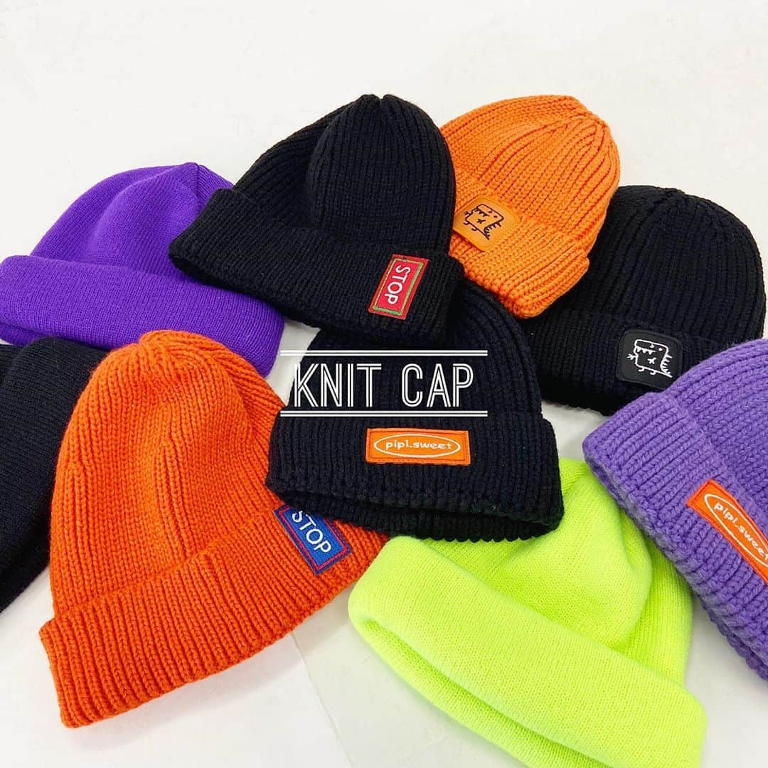 スピンズさんのインスタグラム写真 - (スピンズInstagram)「🔥KNIT CAP🔥﻿ ﻿ 鉄板おしゃれアイテム！ニット帽⚡️⚡️﻿ ﻿ ストリートファッションや﻿ 韓国ファッションにいかがですか😎😎☝🏻️﻿ ﻿ ﻿ price :￥999＋tax〜﻿ ﻿ #SPINNS #スピンズ #ニット帽 #寒い #暖かい #ootd #ファッション #fashion #可愛い #かわいい #オシャレ #おしゃれ」12月12日 17時47分 - spinns_official