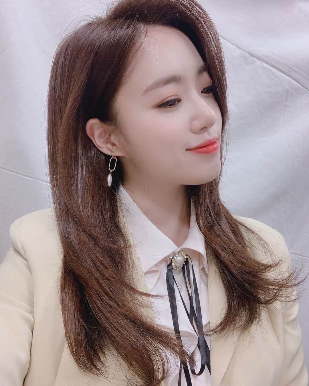のインスタグラム：「⠀ ‪今日池袋でのリリイベ、来てくださってありがとうございます🧡‬ ‪Sweet Mateの皆さんのおかげで心が暖かくなりました！‬ ‪今夜のクルージングもとっても楽しみです💕‬ ⠀ ‪ #ウンジョン #은정 #EunJung #SweetSnow ‬」