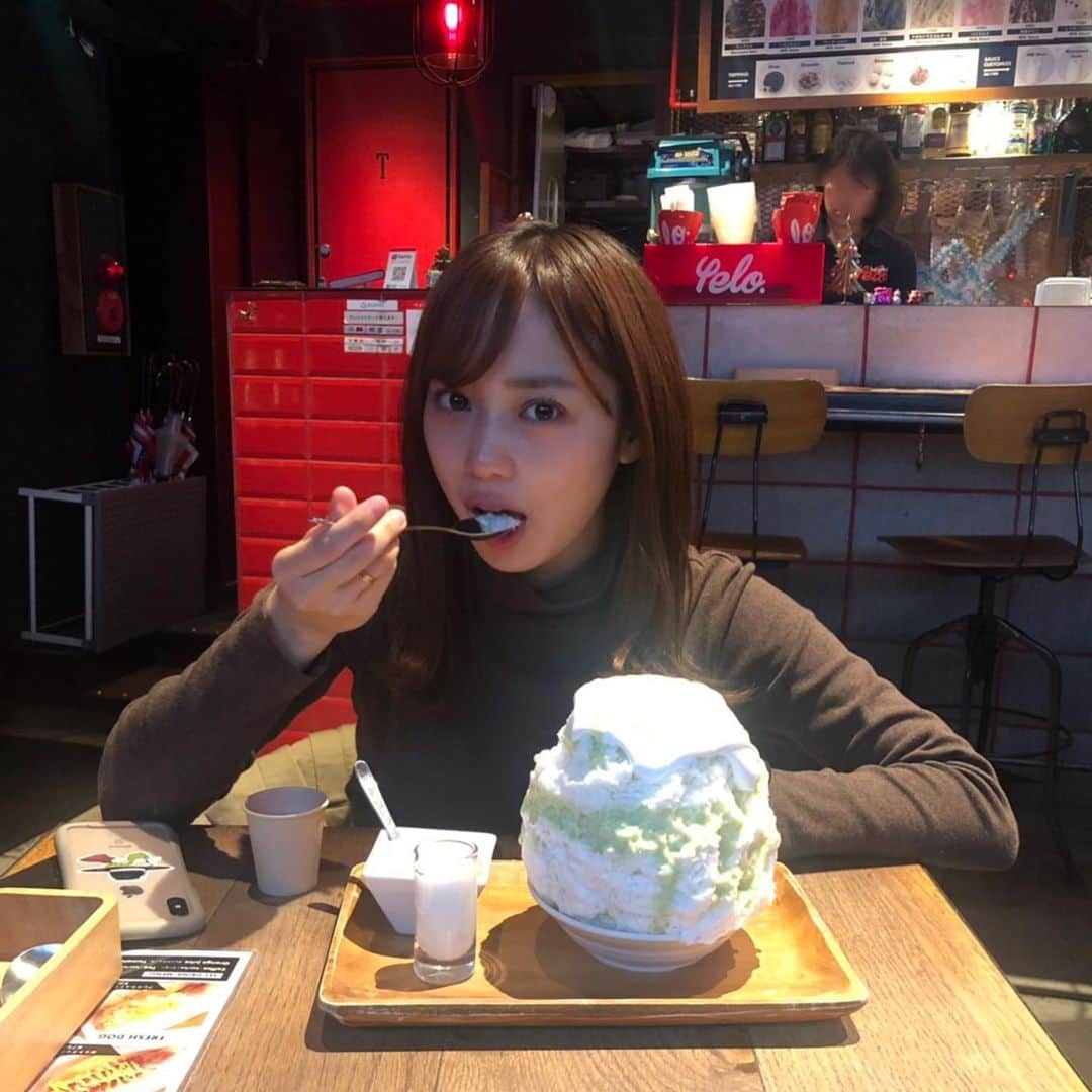 奥仲麻琴さんのインスタグラム写真 - (奥仲麻琴Instagram)「. お腹いっぱいで食べるの疲れちゃったけどほんとに美味しかったなぁ。 #かき氷 #yelo」12月12日 18時10分 - okunaka_makoto