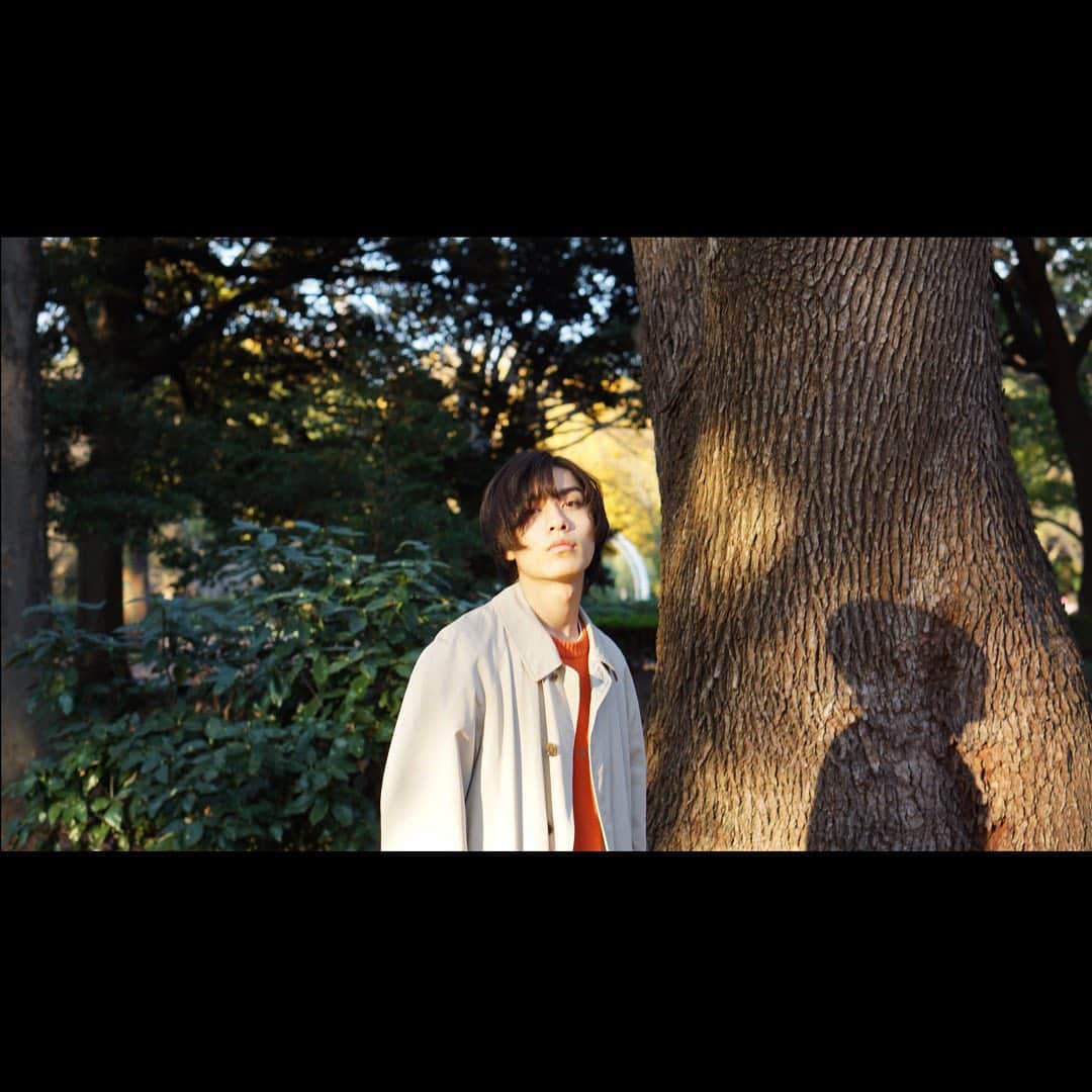 吉田知央さんのインスタグラム写真 - (吉田知央Instagram)「これは絶対にデスノートの所有権放棄する前の記憶が戻った奴の顔  #代々木公園 #原宿」12月12日 18時37分 - chihiro__yoshida