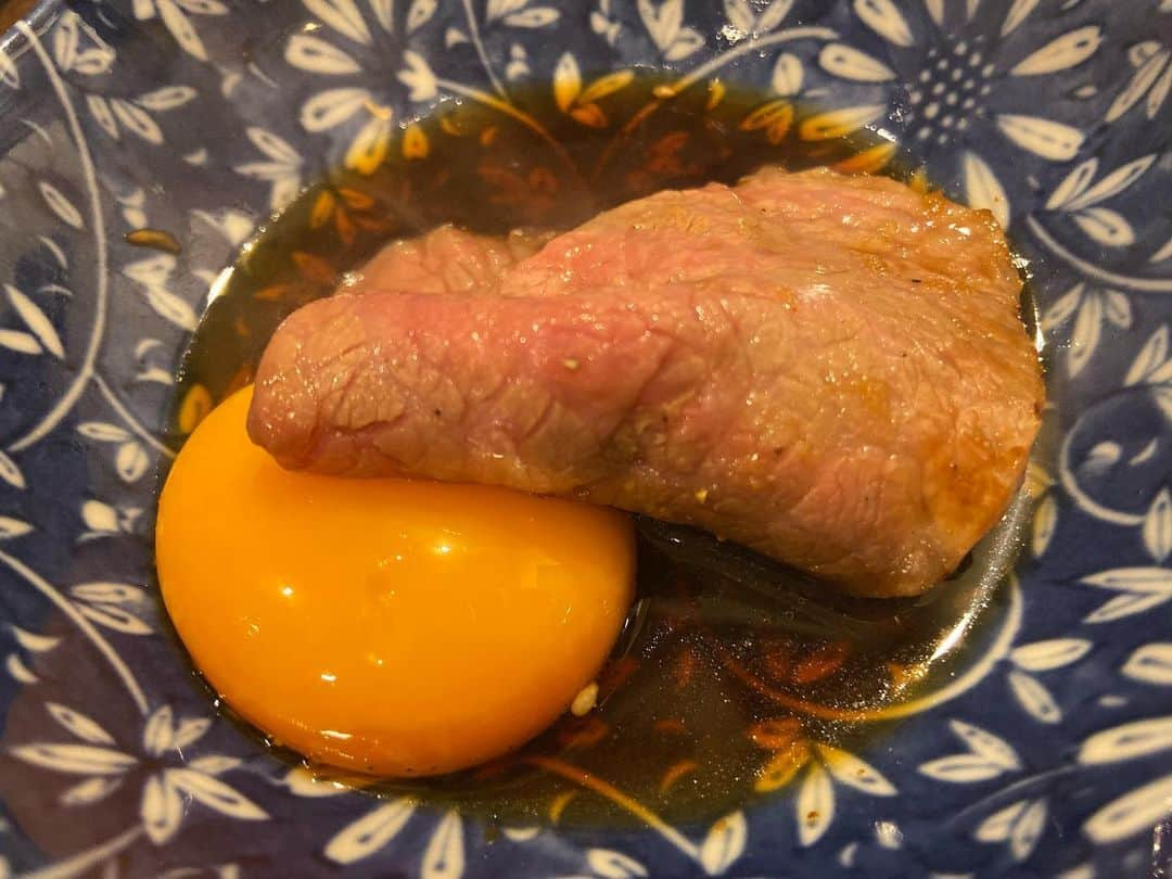 野崎萌香さんのインスタグラム写真 - (野崎萌香Instagram)「最近行った焼肉屋さんで 一番美味しかったらいもん。  その中でも一番感動したのが らいもんの盛岡冷麺。  冷麺好きな方に これはもう絶対に食べてほしい一品。  シンプルで卵の味がつるん🥚  もちろん、焼肉も最高に 美味しかったです🥩」12月12日 12時55分 - moeka_nozaki