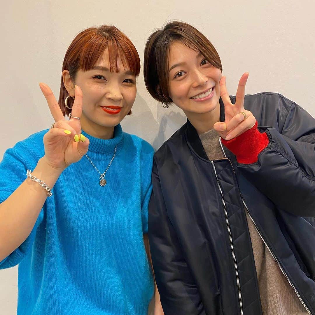 相武紗季のインスタグラム：「年末だし、色々スッキリ✨ 今年もあと少し。お仕事などなど頑張りましょう。  #belle銀座5丁目店 #ショートヘア」