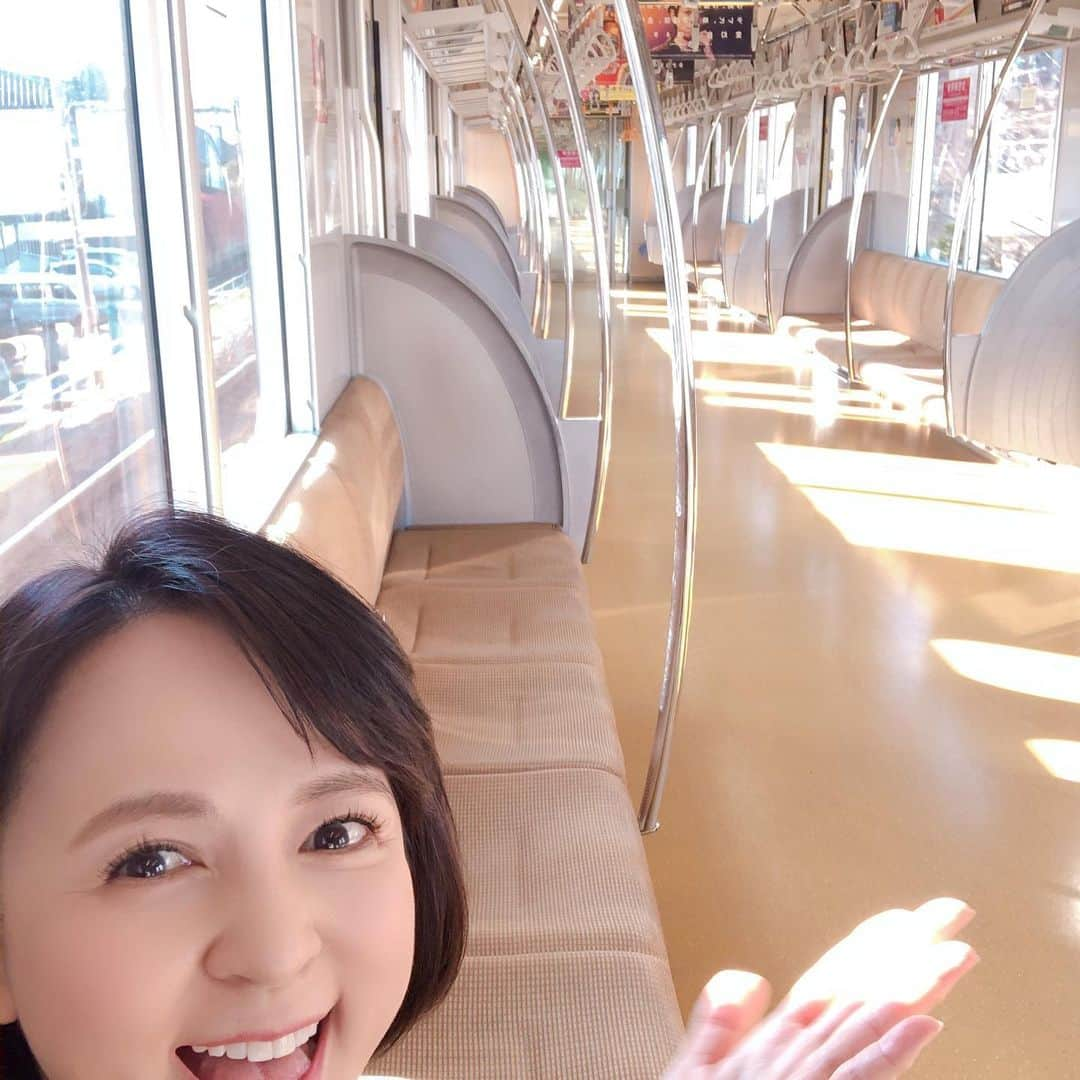 いとうまい子のインスタグラム：「#所沢キャンパス #小手指駅 #帰りの電車 #貸し切り状態 #ありがとうございます」