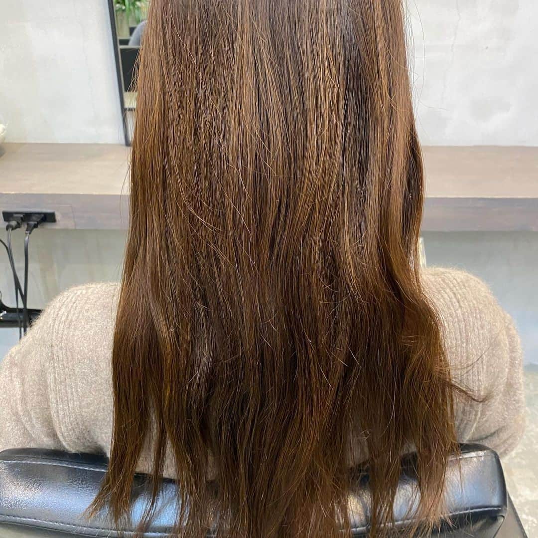 相武紗季のインスタグラム：「そうだった。今回はヘアドネーションもしたくてバッサリ切りました。ギリギリ長さ足りてよかったです☺️」