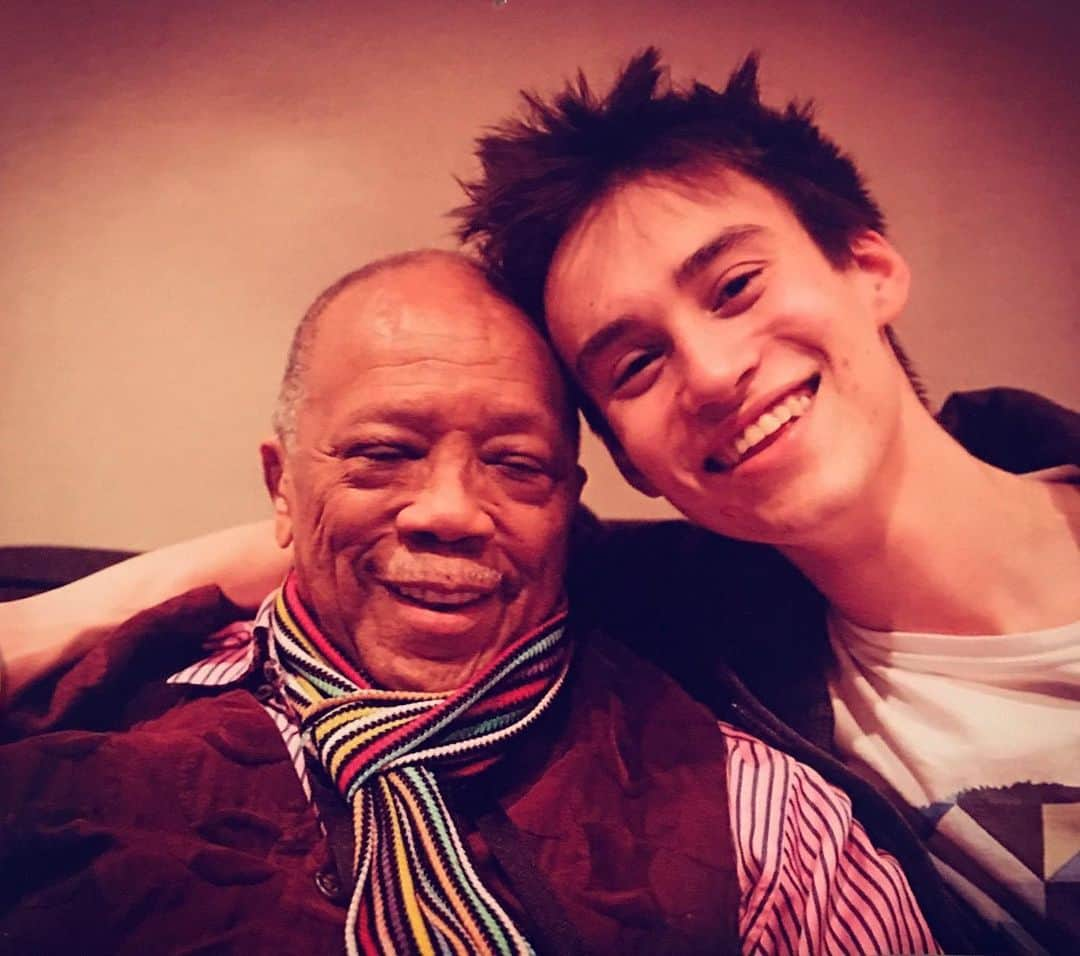 クインシー・ジョーンズさんのインスタグラム写真 - (クインシー・ジョーンズInstagram)「Big-time props to the lil bro @jacobcollier on receiving TWO more GRAMMY nominations this year!! Jacob, it has been an absolute honor to see U grow as a human being & an artist over the past few years...Keep on keepin’ on because the only way you can go is UP!!...& U know I ain’t playin’...Too old to be full of it!」12月12日 14時05分 - quincyjones