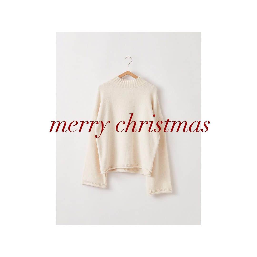 cepoさんのインスタグラム写真 - (cepoInstagram)「. 🎄merry christmas🎄 .  クリスマスシーズンにピッタリな 新作入荷してます。 . 豊富に取り揃えて、お待ちしております。 . . #cepo #2019winter #19winter #december #Christmas #gift #ootd #fashion #goods #shopping」12月12日 15時13分 - cepo.bluemate