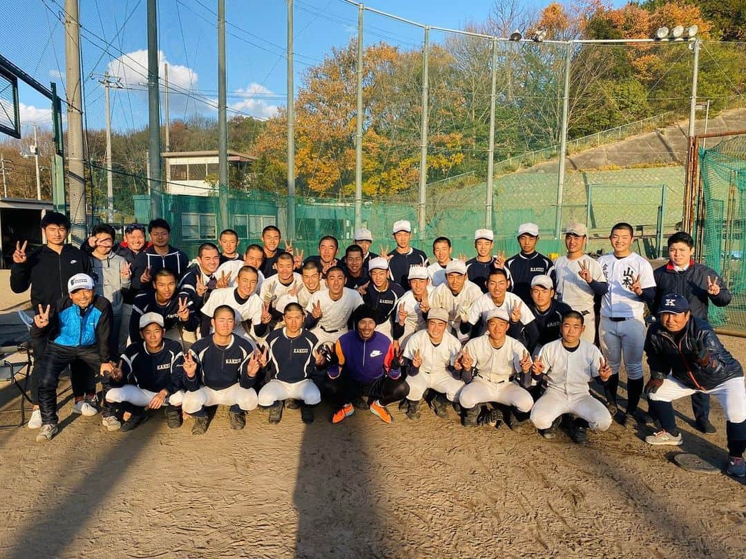 上田剛史さんのインスタグラム写真 - (上田剛史Instagram)「地元へ一瞬帰って岡山ヤクルトと母校関西高校へ⚾️」12月12日 16時19分 - tsuyoshi50