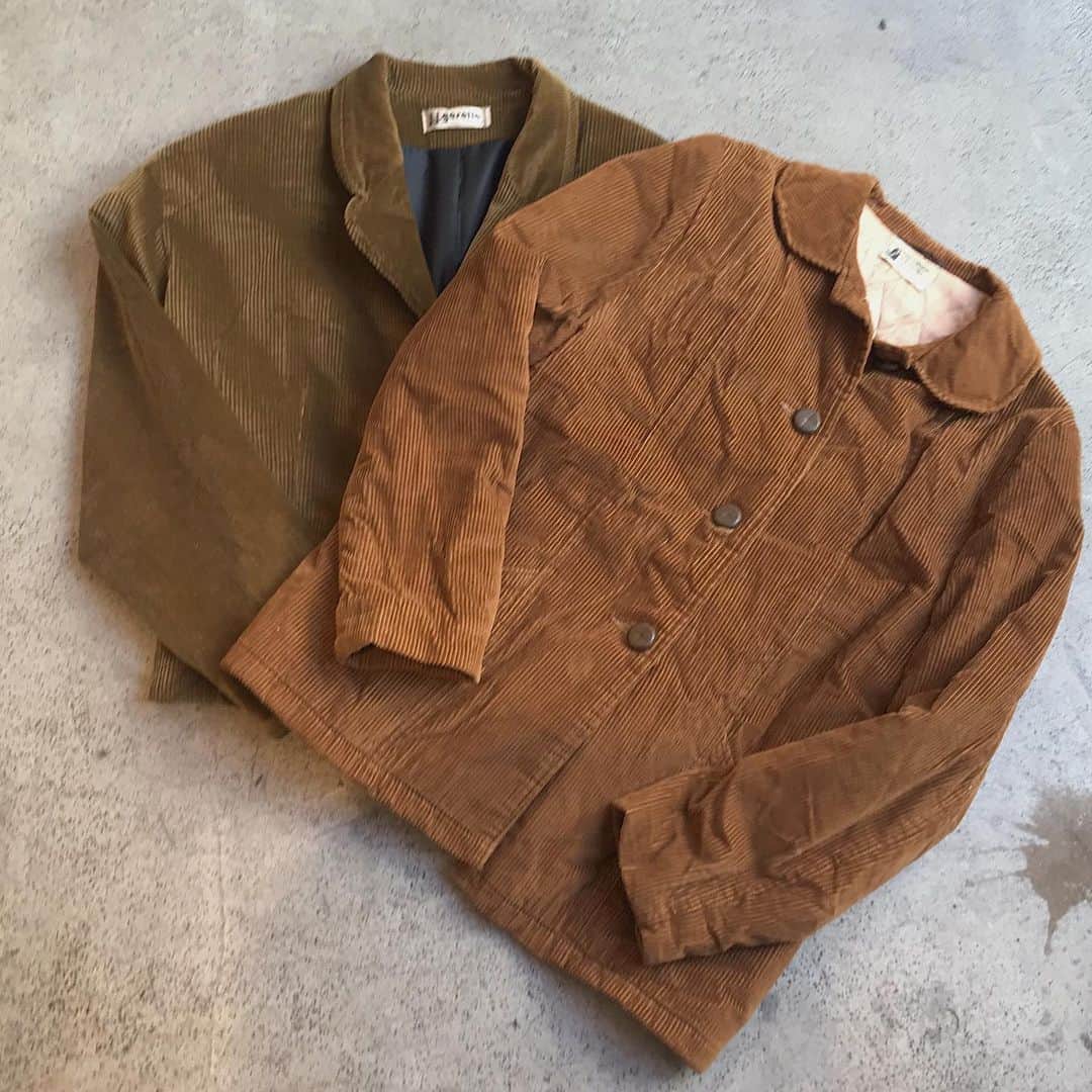 TheSunGoesDownさんのインスタグラム写真 - (TheSunGoesDownInstagram)「TSGD 1st@Shibuya Cords Jacket. Brown 肩幅52cm 身幅54cm 着丈59cm  Light Brown 肩幅44cm 身幅57cm 着丈70cm  #thesungoesdowntokyo  #vintage #used #vintageclothing #Eurovintage  #usavintage #coordinate #コーディネート #古着コーデ #ベージュコーデ #ホワイトコーデ #ナチュラルコーデ #古着好き #古着女子 #大人古着 #shibuya #渋谷 #shimokitazawa #下北沢 #学芸大学 #東横線 #古着屋 #東京古着屋 #渋谷古着屋 #下北沢古着屋 #学芸大学古着屋」12月12日 17時11分 - tsgd_tokyo