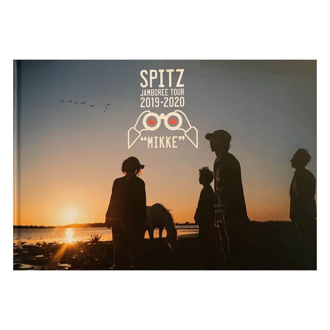 島田大介のインスタグラム：「SPITZ jamboree tour2019-2020 booklet  すてきな機会ありがとうございました。 #daisukeshimadaphotograph  #spitz」