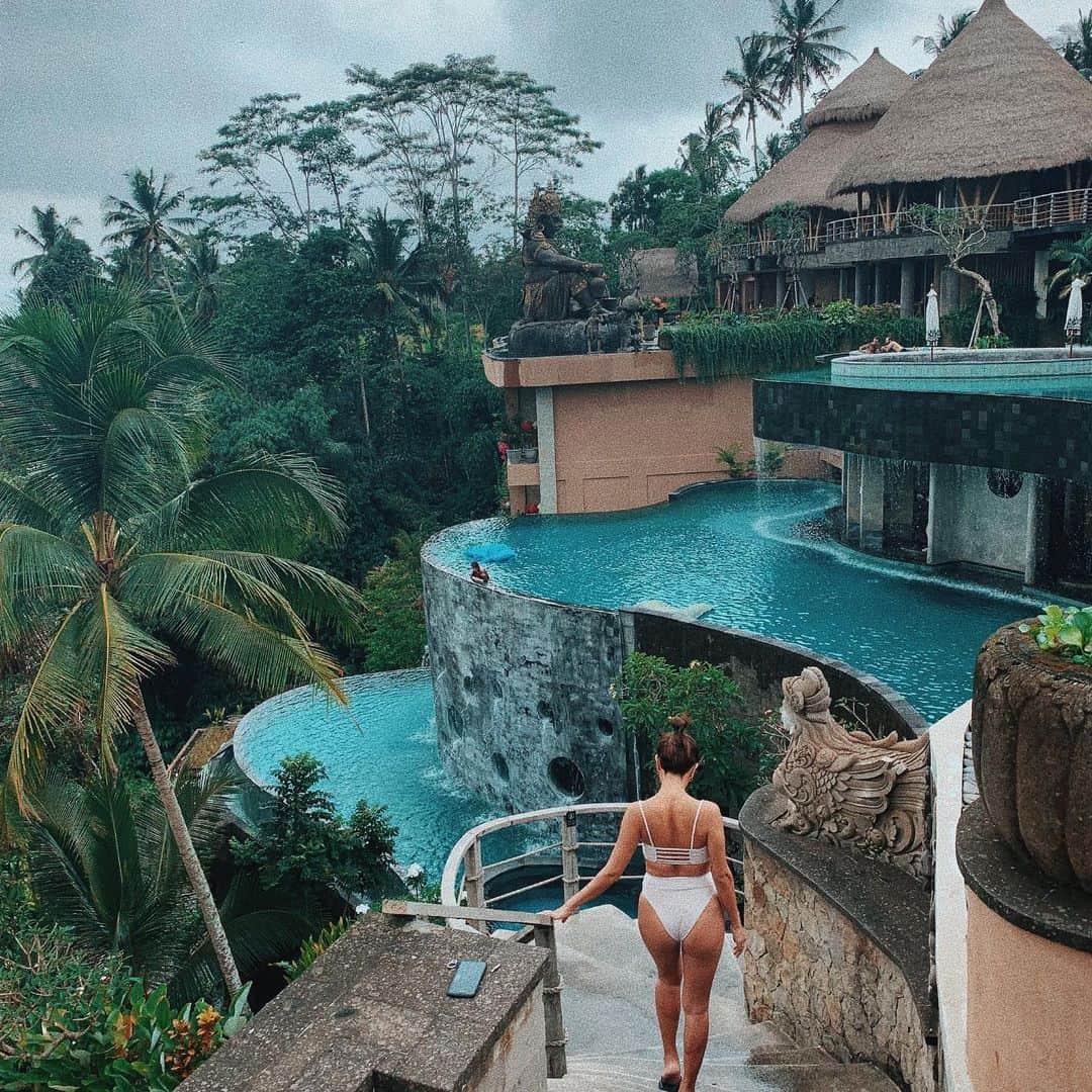 小竹麻美のインスタグラム：「Ubud🌴💙🔥 曇っててもまたいい感じ。 . #ubud#bali#trip#alexiastam #バリ#時差投稿 😂」