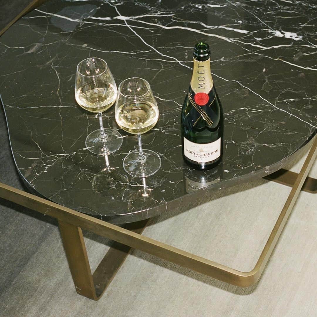 Moët & Chandon Officialさんのインスタグラム写真 - (Moët & Chandon OfficialInstagram)「Raising this week’s standards. Picture by @jensingvarsson #MoetMoment #MoetImperial #Aesthetics . This material is not intended to be viewed by persons under the legal alcohol drinking age or in countries with restrictions on advertising on alcoholic beverages. ENJOY MOET RESPONSIBLY」11月19日 2時00分 - moetchandon