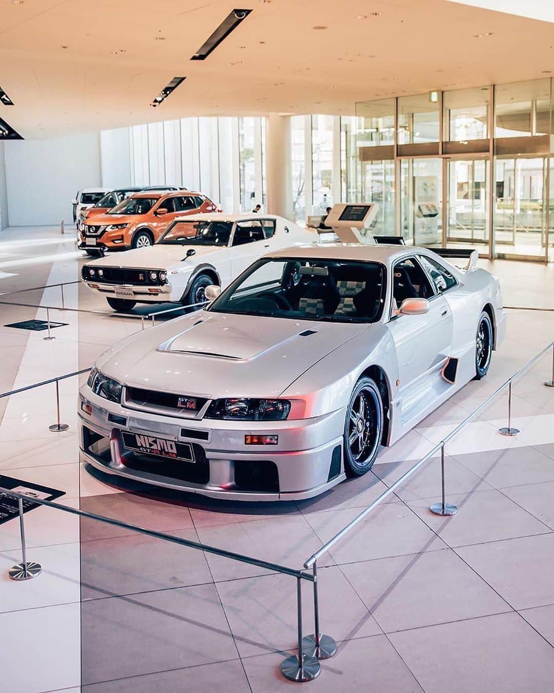 CarsWithoutLimitsさんのインスタグラム写真 - (CarsWithoutLimitsInstagram)「Legendary Nissan R33 GTR LM Photos @alexpenfold  #carswithoutlimits #nissan #skyline #gtr #r33 #lm」11月19日 2時10分 - carswithoutlimits