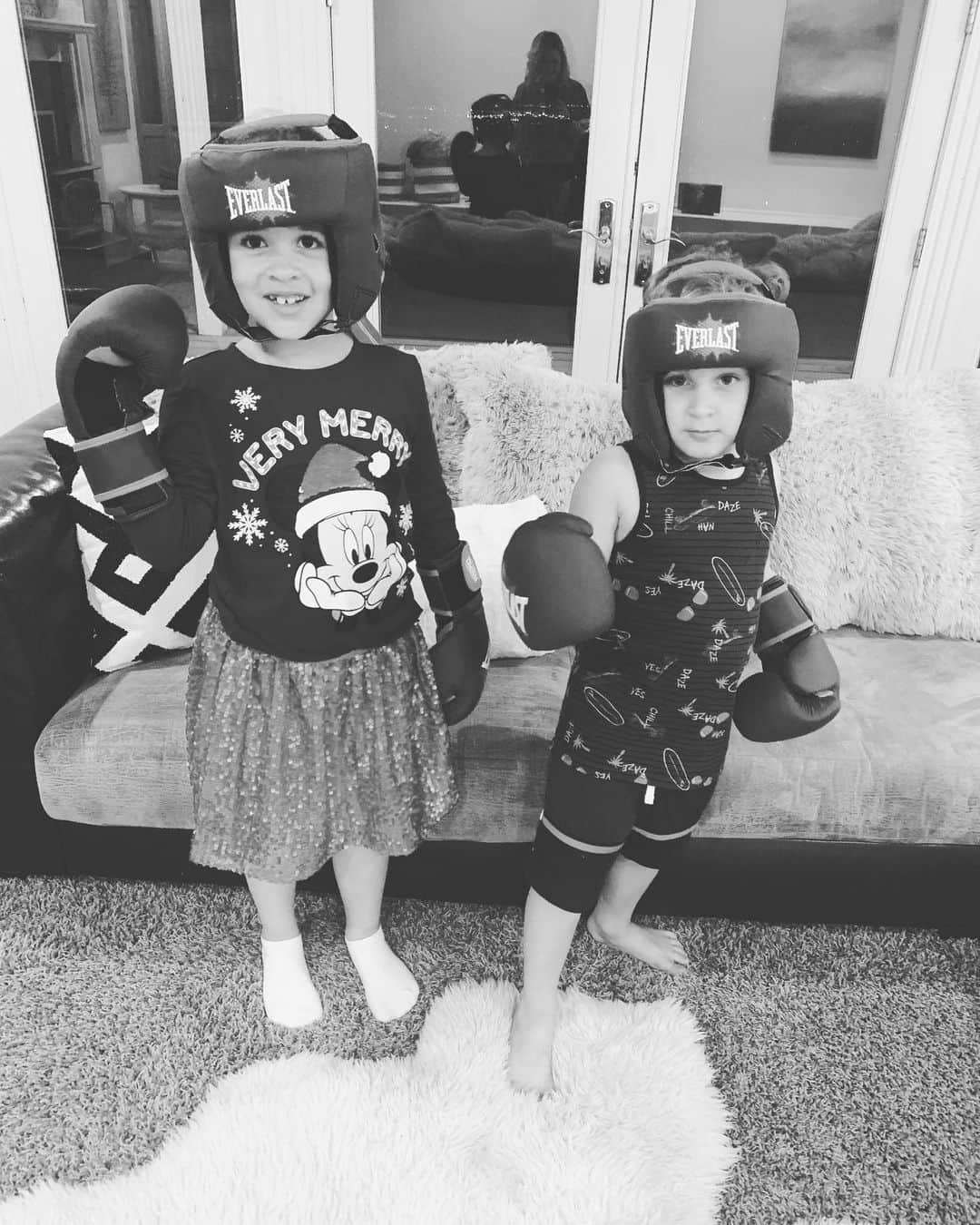 ブリット・ニコルさんのインスタグラム写真 - (ブリット・ニコルInstagram)「These two started martial arts last week!!! Turns out Ella is a natural at boxing and AJ is really good at high kicks haha! It’s so adorable to watch them take class!!! Gonna be a fun season!!!」11月19日 2時18分 - itsbrittnicole