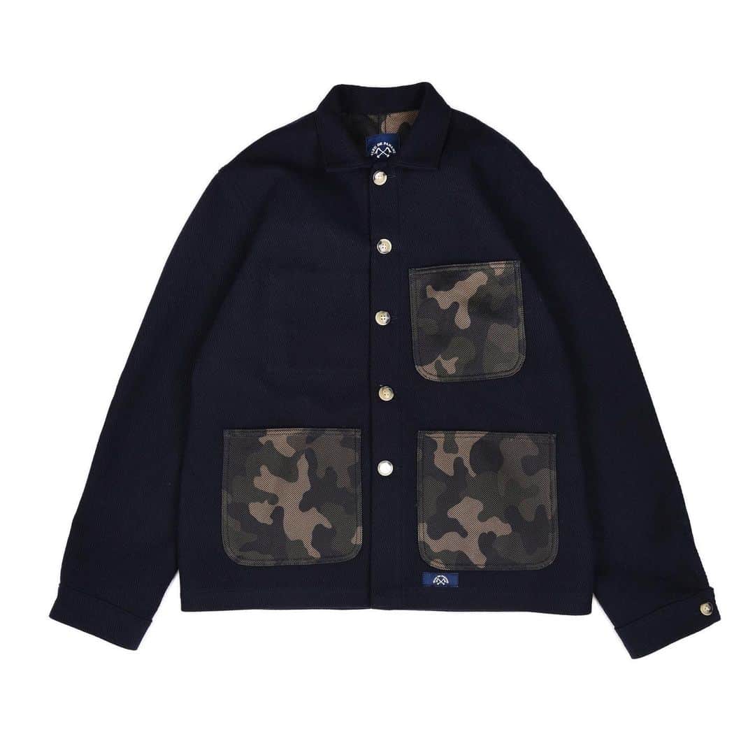 のインスタグラム：「🍂❄️Nouveauté FW19. Veste de Comptoir technique en draps de laine (double face) côtelé au motif camouflage ! Made in France 🇫🇷 🏭 #bleudepaname #bdpfw19 #madeinfrance #editionlimitee 💙」