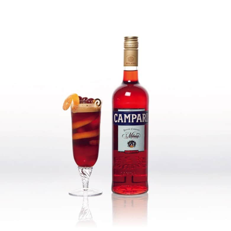 Campari Japanさんのインスタグラム写真 - (Campari JapanInstagram)「CAMPARI Bartender Competition Japan 2019 ジャパンファイナリストをご紹介します。⁠「 alcobareno 」（大阪）鮎川 正徳さんのカンパリオリジナルカクテル。⁠⠀「 Arlecchino (アルレッキーノ) 」カンパリのビター感、そしてエスプレッソカクテルのほろ苦さを融合させた美味しさを表現。カンパリの有名なアート【SPIRITELLO(妖精)】にインスパイアを受けたカクテル。@alcobareno.bar7th ⁠⠀ ⁠⠀ #Campari #cocktails #カクテル #アペリティーボ #カンパリ #カンパリレッド #バーテンダー #イタリア #ジャパンファイナル #カクテルコンペティション #カンパリバーテンダーコンペティションジャパン2019 #バーテンダーコンペティション  #camparibartendercompetitionjapan2019 #ファイナリスト #クリエーション #デザイン #アート #N100 #ネグローニ」11月18日 18時02分 - camparijapan