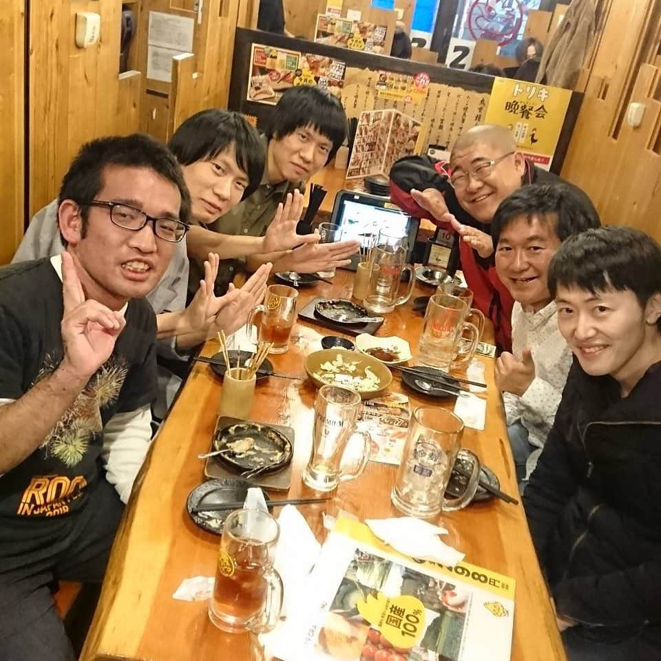 小石田純一さんのインスタグラム写真 - (小石田純一Instagram)「珍しいメンバーで乾杯。  #ミヤシタガク さん #ナイスチョイス鈴木 #advance #こばんざめ佐藤 君 #小石田純一 #お笑い芸人 #芸人 #飲み #飲み会 #鳥貴族 #居酒屋」11月18日 18時26分 - koishida.trendy