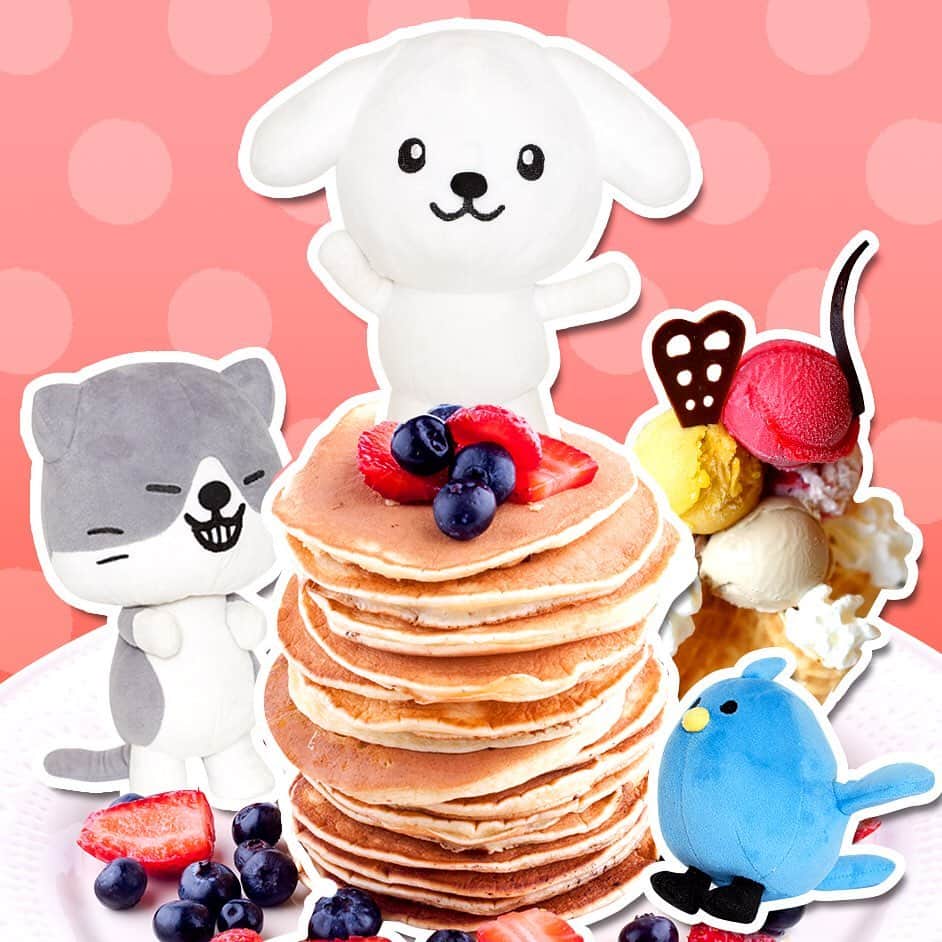 のインスタグラム：「このパンケーキタワー、ぜーんぶ食べちゃお！パンケーキ🥞 #おっとっと #みんなはどんなトッピングが好きかな #シミーキャットはいちごに夢中」