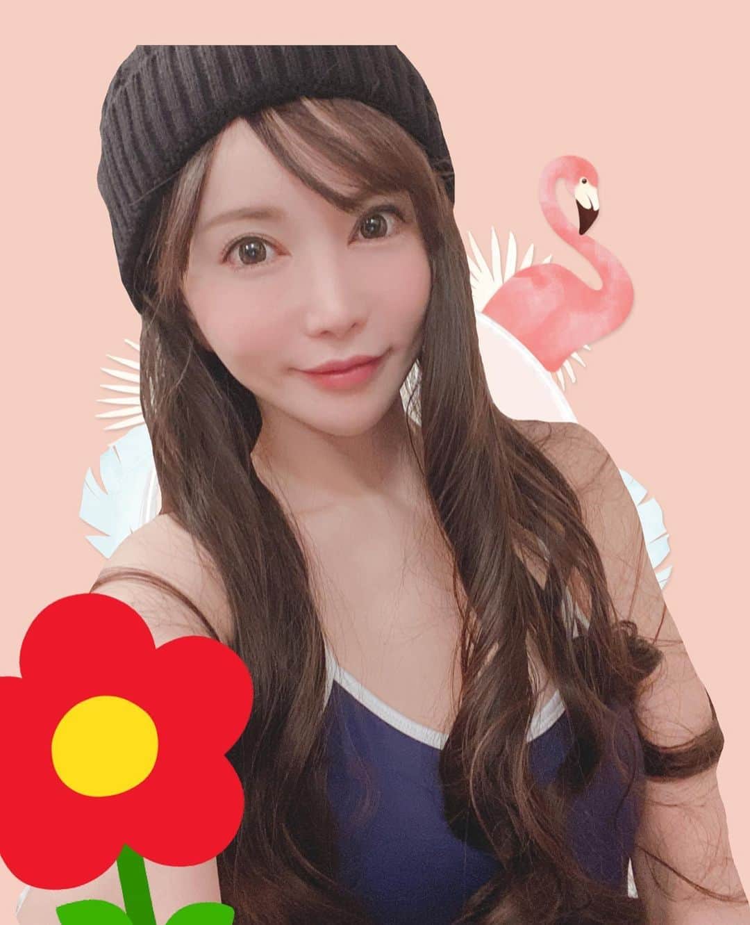 里美ゆりあのインスタグラム：「あなたはどのゆりあが好き？^o^  #ロングヘアー #ショートボブ  #ショートカット #スクール水着」