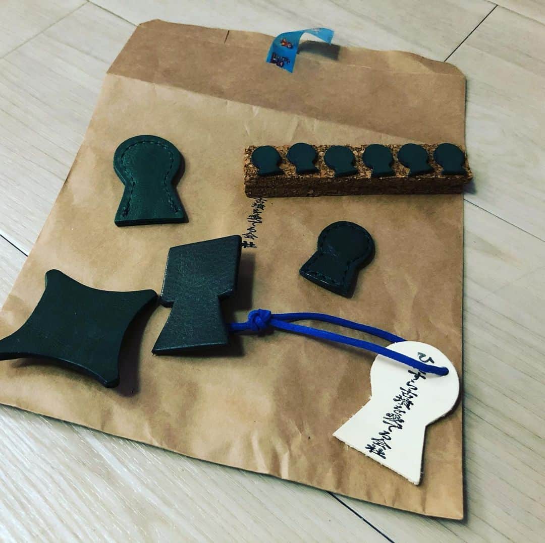 水谷さるころさんのインスタグラム写真 - (水谷さるころInstagram)「はにコット戦利品です。また…リビングに…古墳が増える〜😂　#古墳グッズ」11月18日 19時08分 - salucoro