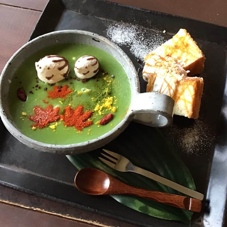 cafezakkagallery-flagのグルメインスタ