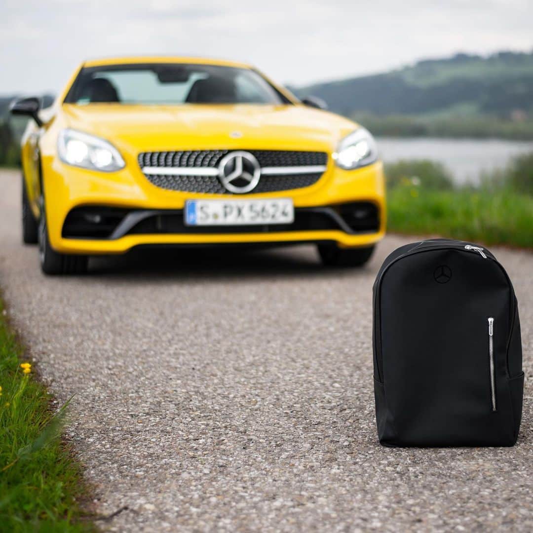 メルセデス・ベンツさんのインスタグラム写真 - (メルセデス・ベンツInstagram)「What are your plans for the week? Maybe a trip into nature? The Mercedes backpack is perfect for that. - comfortable and with enough space for your items. Get it now! 🎒 📷 @anselmschreiber for #MBsocialcar  #MercedesBenz #SLC #mbcars #MBsocialsales #style #car #CarsOfInstagram #shopping」11月18日 20時02分 - mercedesbenz