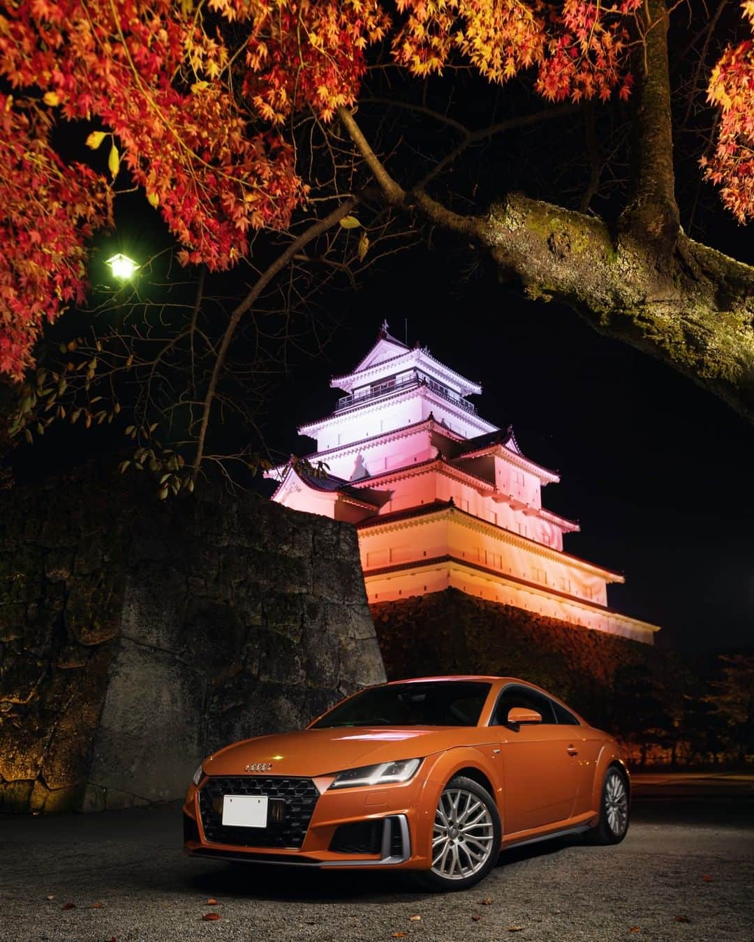 アウディ ジャパンのグルメインスタ