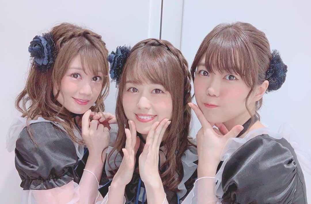 のインスタグラム：「トロワがこの三人で本当によかった😇 愛してるうう」