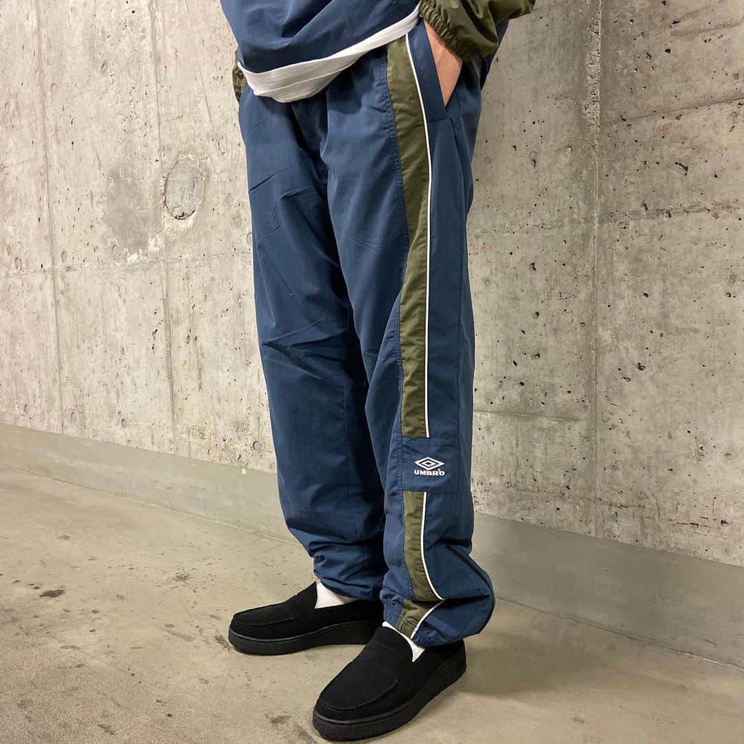 のインスタグラム：「… UMBRO × DiasporaSkateboards × BEAMS T ・ ・ @umbrojp @diaspora_skateboards @beams_t #UMBRO #DiasporaSkateboards #beamst #ビームスT #beamskobe」