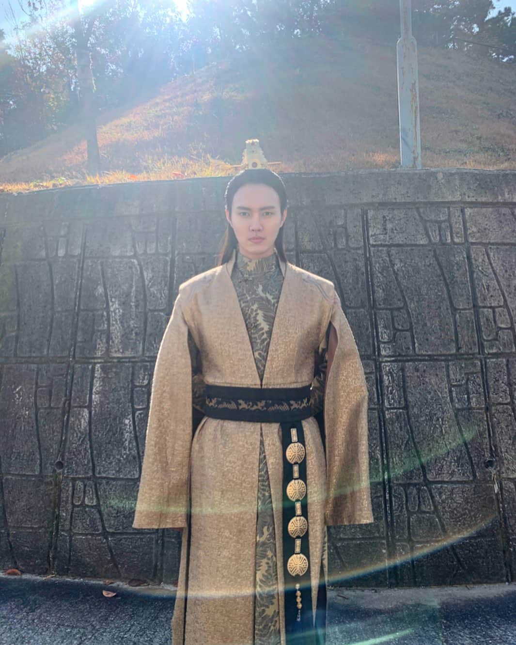 イ・ミンホのインスタグラム：「여봐라 사각을 하거라! 수요일로 사각을 하란 말이다!!!」