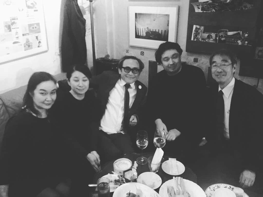 遠山正道さんのインスタグラム写真 - (遠山正道Instagram)「#asiasociety の後#ミヤケマイ #施井泰平 とレザールへ飲みに行ったら壬生さんと)^o^(」11月19日 2時37分 - masatoyama