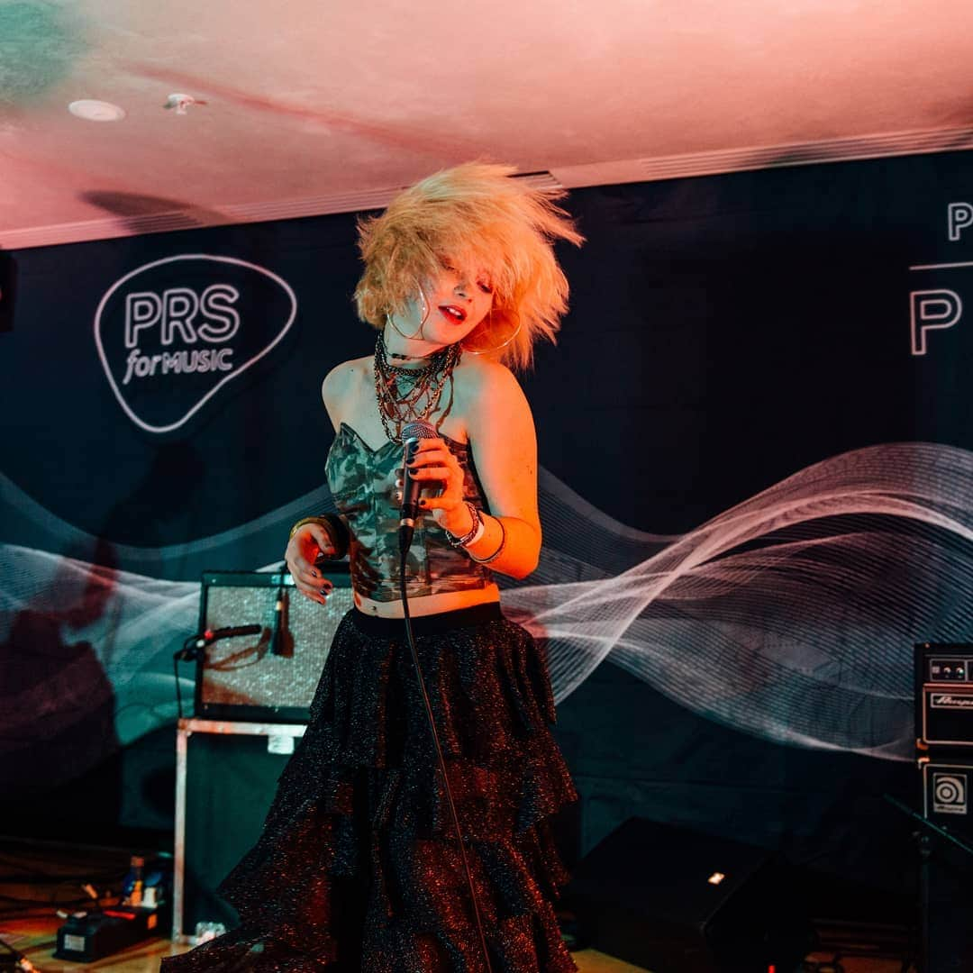 PRS for Musicさんのインスタグラム写真 - (PRS for MusicInstagram)「Last weeks #PRSPresents was 🔥🔥🔥🔥 Thanks @greenteapeng @millieturner & @iyamah_artist for playing 🙌❤️ #songwriters #musicmatters #prsformusic #ukmusicscene」11月18日 21時13分 - prsformusic