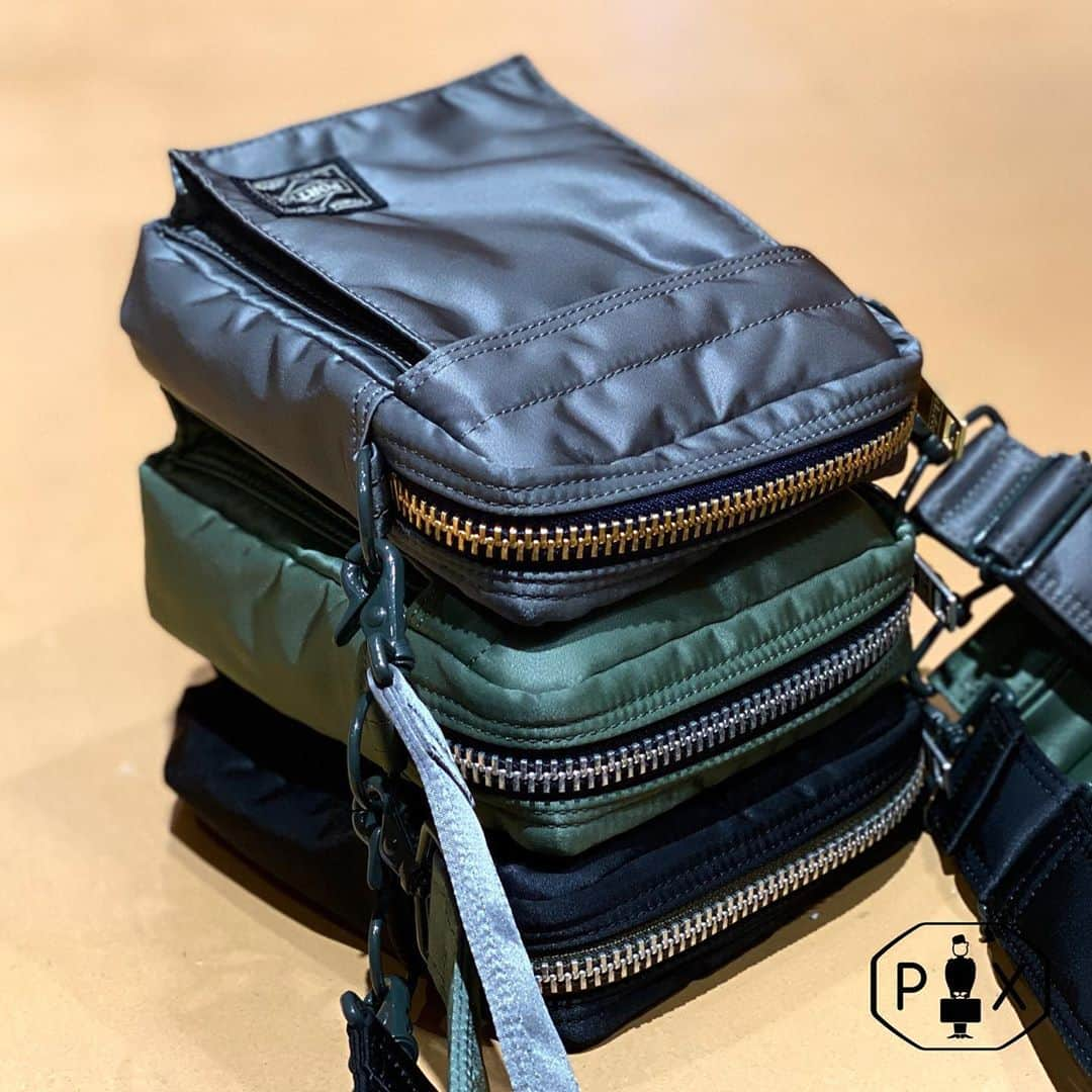 PORTER STANDさんのインスタグラム写真 - (PORTER STANDInstagram)「“PX TANKER VERTICAL SHOULDER”  #ポーター #porter  #porterexchange #px #new #concept #shop #open #japan #tokyo #shibuya #tanker #black #green #gray #navy #orange #ma1 #special #exclusive #shoulderbag #postexchange #neonlight #military #welcome #渋谷parco #吉田カバン#yoshidakaban #porteryoshida #madeinjapan」11月18日 22時19分 - porter_stand