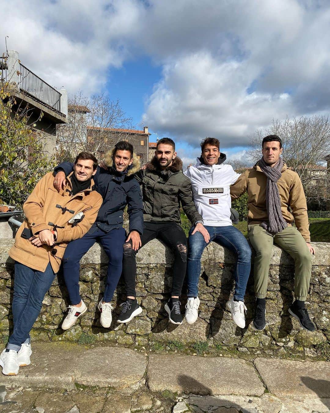 オリベル・トーレスのインスタグラム：「Lo que Porto unió🍂🇵🇹」
