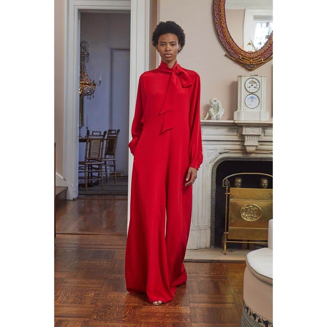 のインスタグラム：「Jumpsuits are best made in red silk crepe, wouldn't you agree?⁠⠀ Look 23, Fall 2019.⁠⠀ .⁠⠀ .⁠⠀ .⁠⠀ .⁠⠀ #adamlippes #newyorkfashion #nycfashion #fashion #fashiondesigner #fashionweek #details #womenswear #womensfashion #style #styling #designer #design #art #interior #architecture #fabrics #photography #travel #luxury #lifestyle #vintage #lookbook #decor #redcarpet #fall2019」