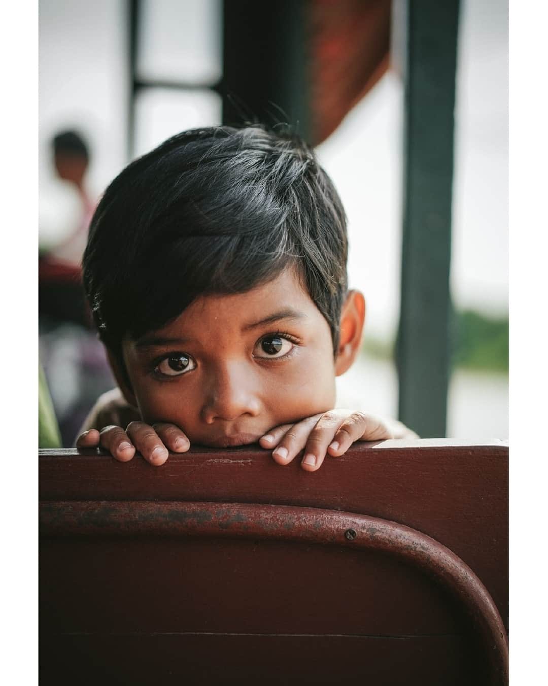 VuTheara Khamさんのインスタグラム写真 - (VuTheara KhamInstagram)「Children in the province of Battambang, Cambodia (2019) 🇰🇭 . The province where my mother was born ❤️ . @cfavoyages #cfavoyages #cambodia」11月18日 23時42分 - vutheara