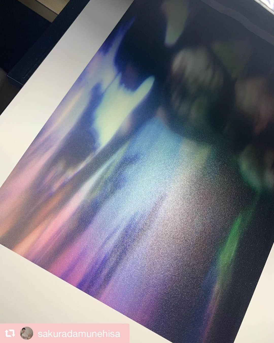 櫻田宗久のインスタグラム：「#repost @sakuradamunehisa via @PhotoAroundApp  いよいよプリント作業に突入。なんだかわからないけど、プリント作業に入る時緊張する。なんでだろ。いまのとこ、良い感じ。頑張るぞー。  #2019 #art  #artgallerys #artist #photography  #櫻田宗久 #sakuradamunehisa  #contemporaryart #artcollectors  #fineartphotography #abstractphotography #contemporaryphotography #fineart  #abstractart #artcurators  #gay #gayart #artforummagazine  #malenude #instart #arte #현대사진 #미술　#chromosome #japan #艺术作品　#写真展　#大阪」