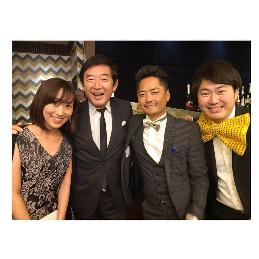 落合由佳さんのインスタグラム写真 - (落合由佳Instagram)「. パーティーに石田純一さんもいらっしゃっていました🌹 会場の皆さんと快く写真撮られていて…とても気さくな方でした✨ありがとうございます😆 . .」11月18日 23時54分 - yuka.ocha
