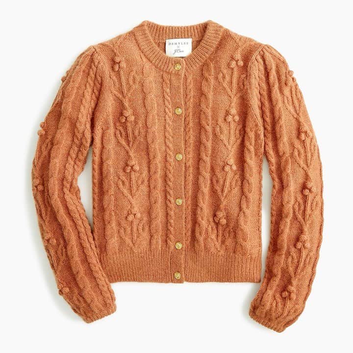 のインスタグラム：「Holidays are right around the corner! Shop our capsule collab over at jcrew.com for all your party attire needs 🍂」