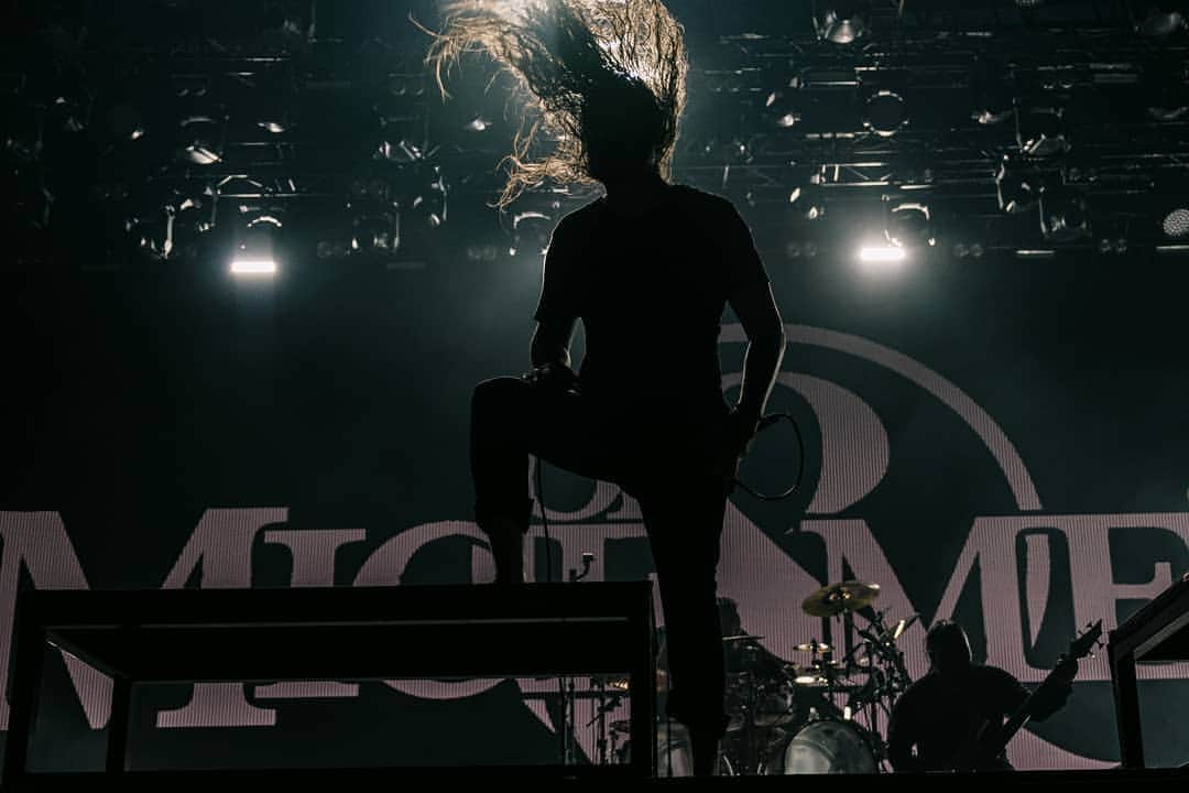 のインスタグラム：「Where did you first see OM&M live? 🤔」