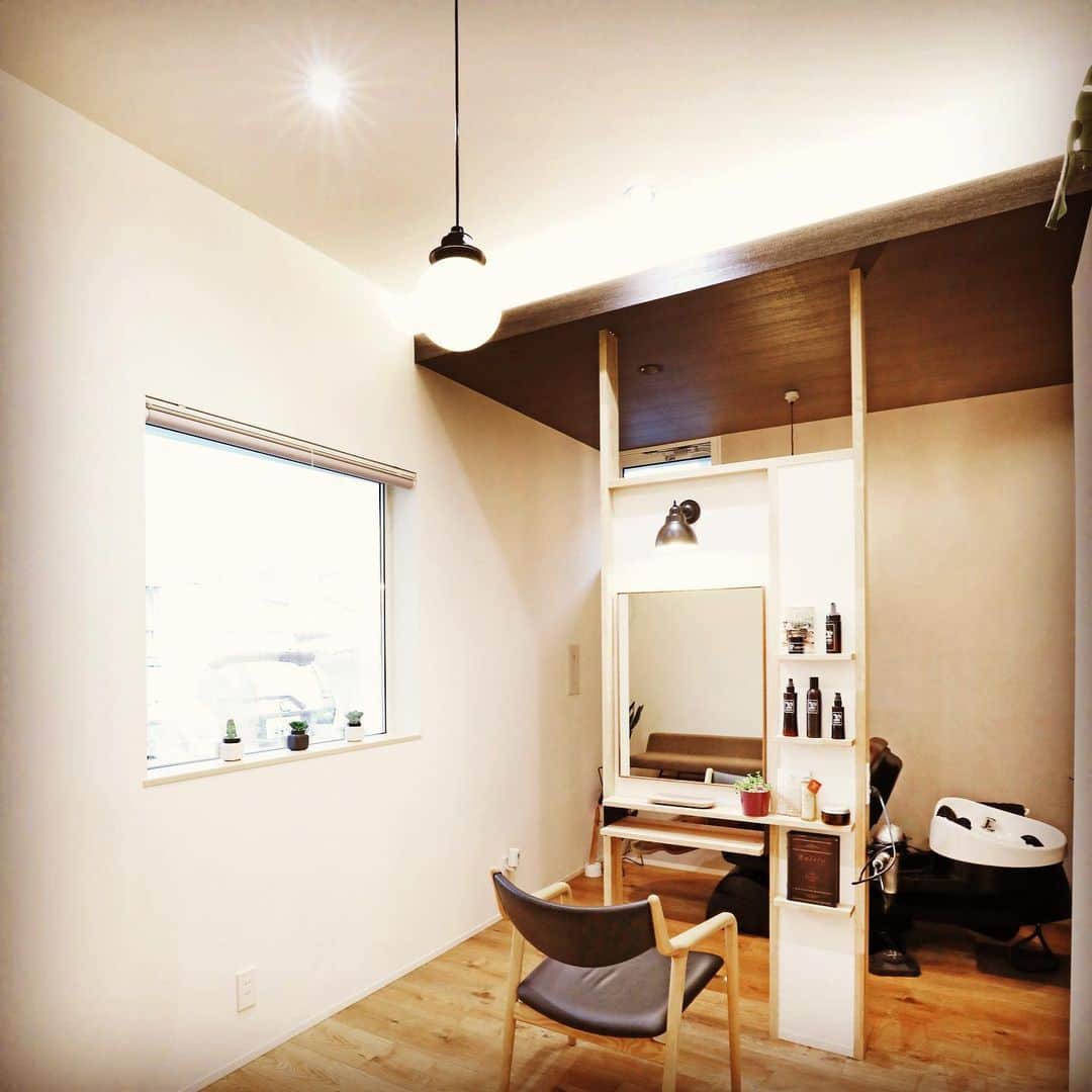 井上建設株式会社（下関）のインスタグラム：「#inouek #hair&spa h #h（アッシュ）#cut #上田中町 #ヘアー&スパアッシュ　　#美容室」