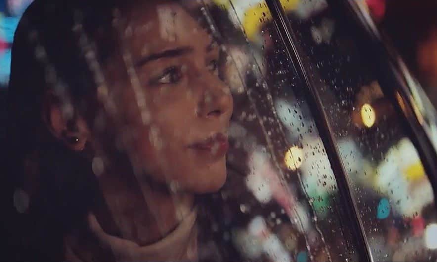 ステファニー・ヨーステンさんのインスタグラム写真 - (ステファニー・ヨーステンInstagram)「Rainy nights ☔️ #tokyo #taxi #cinematic #throwback #screenshot @mickymactroy」11月19日 4時49分 - stefaniejoosten