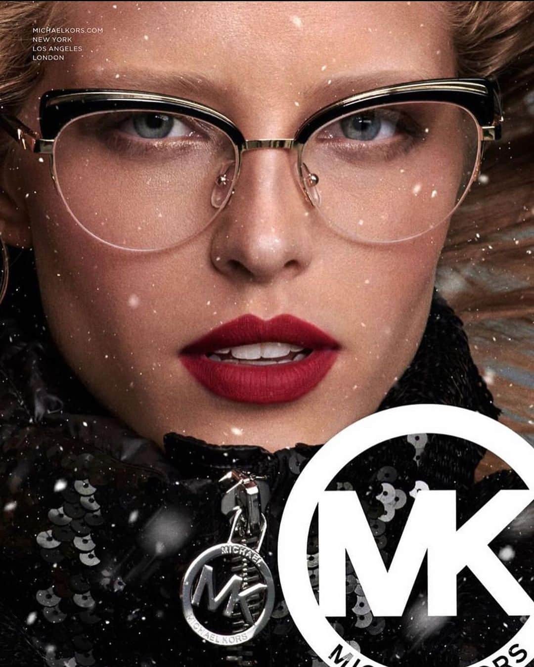 のインスタグラム：「New @michaelkors holiday ♥️」