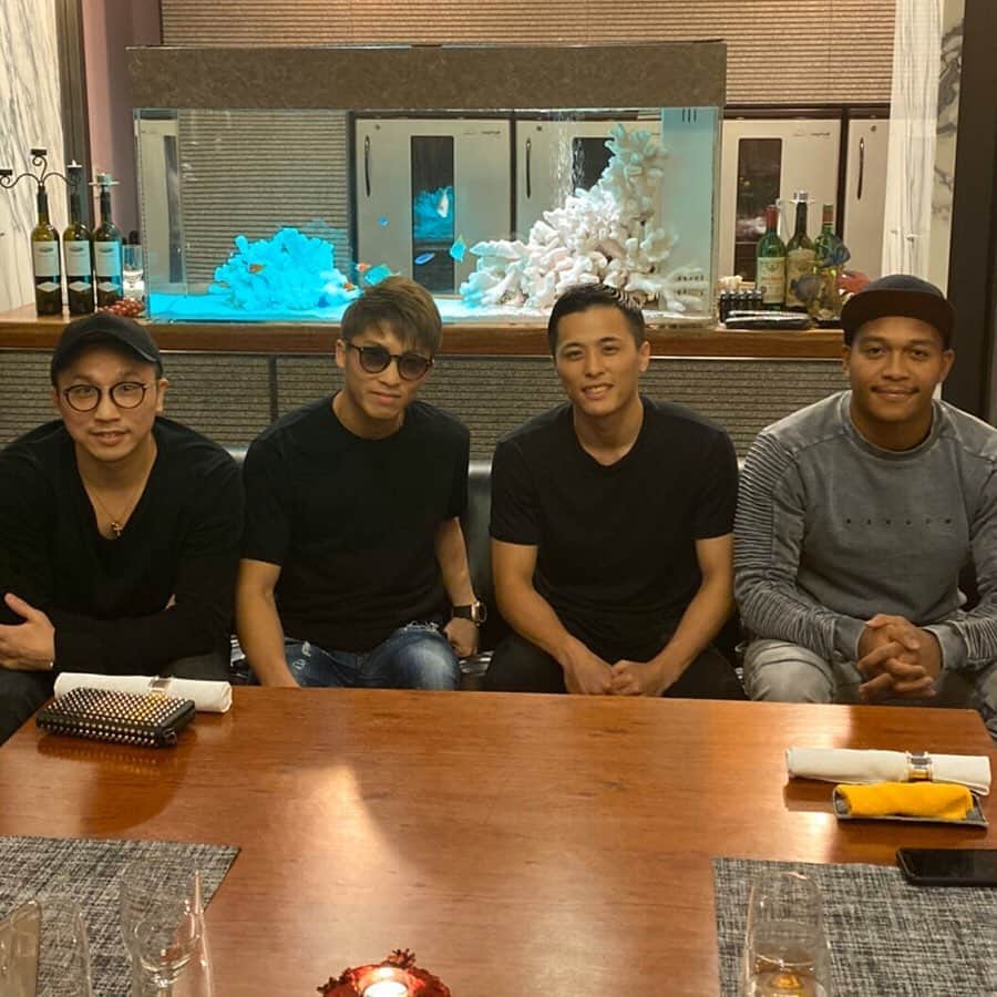 粟生隆寛のグルメインスタ