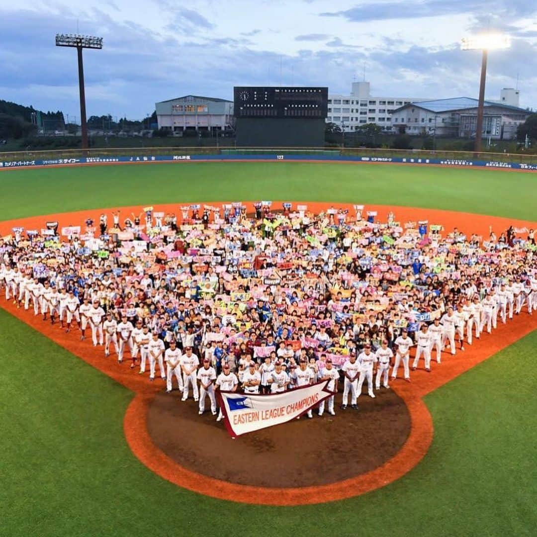 森雄大のインスタグラム：「お久しぶりです！ 報告遅くなりましたが、先日契約してきました！ 来季もイーグルスでお世話になります！ 育成契約になりますが、しっかり地に足をつけてリハビリして、支配下復帰目指します！ 今まで以上に、助けてくださる方や応援してくださる方のありがたみを感じています！  ファームのファンフェスタでは、何もできてない僕に、待ってるよ、期待してるよと声をかけていただき、その言葉にすごく救われました！それになんとか形で応えれるように頑張ります。  イーグルスファンの皆さん来季もよろしくお願いします🙇‍♂️」